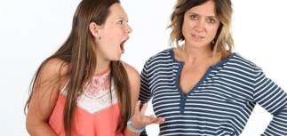 mother-daughter-fight-annoyed-1135x540